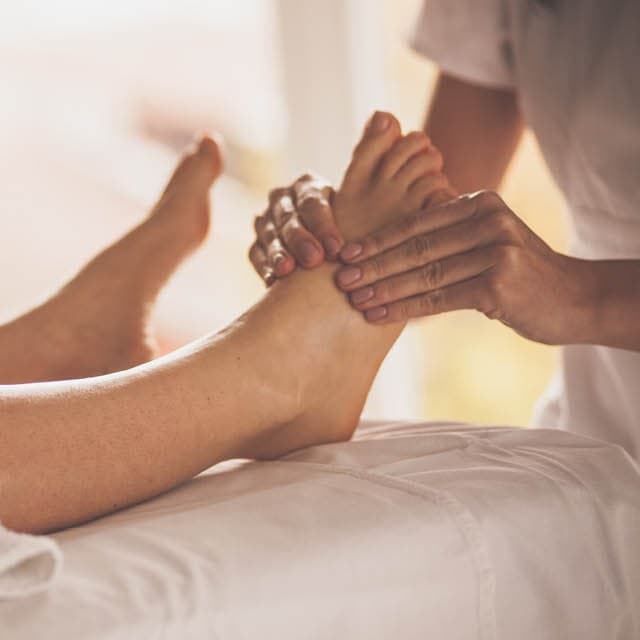Herbal Feet Reflexology